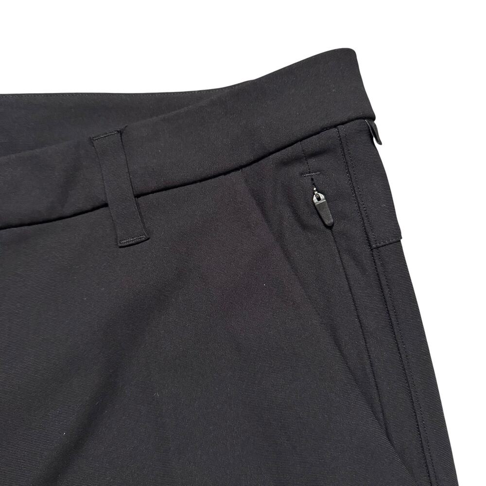Lululemon Commission Shorts Slim Warpstreme 9" Inseam Black Athleisure Size 38 - Picture 7 of 11